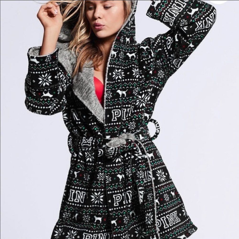 Victoria Secret Pink Plush Robe